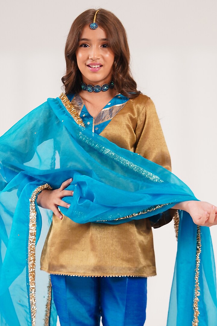 Golden Chanderi Dabka & Pearl Embroidered A-Line Kurta Set For Girls by Klistel at Pernia's Pop Up Shop