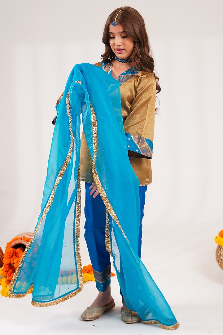 Golden Chanderi Dabka & Pearl Embroidered A-Line Kurta Set For Girls by Klistel at Pernia's Pop Up Shop