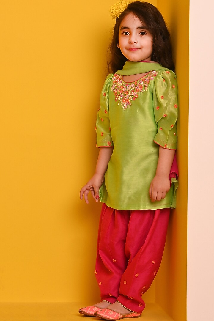 Parrot Green Chanderi Sequin Embroidered Kurta Set For Girls by Klistel at Pernia's Pop Up Shop
