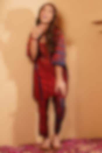 Maroon Pure Chanderi Tie-Dye Printed Kaftan Set For Girls by Klistel at Pernia's Pop Up Shop