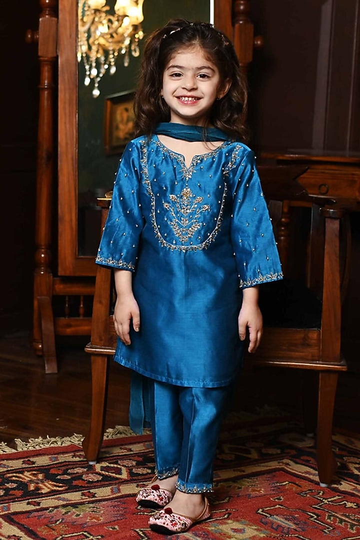 Peacock Teal Blue Pure Silk Chanderi Dabka Embroidered Kurta Set For Girls by Klistel at Pernia's Pop Up Shop