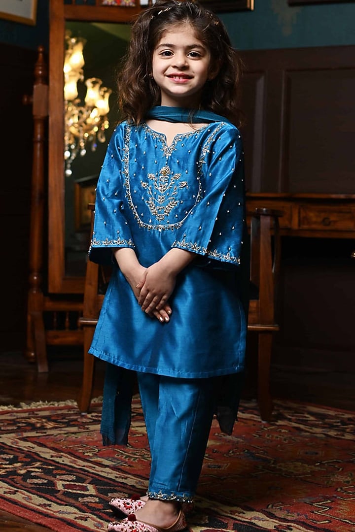 Peacock Teal Blue Pure Silk Chanderi Dabka Embroidered Kurta Set For Girls by Klistel at Pernia's Pop Up Shop