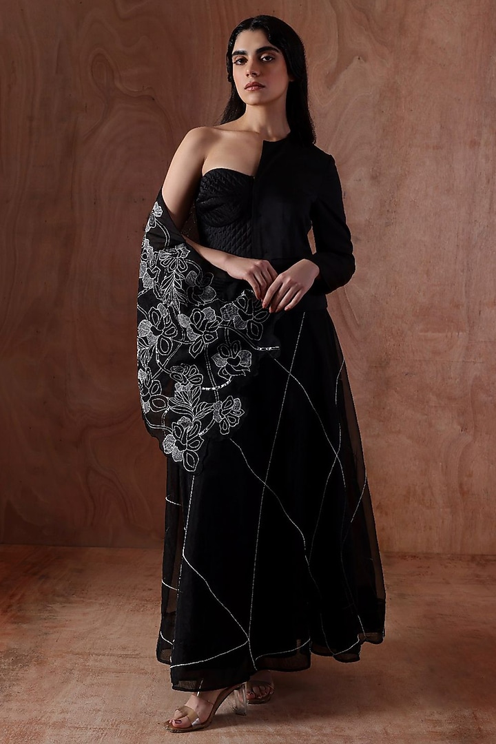 Black Organza Skirt Set by Kliitche by Isha Kedia at Pernia's Pop Up Shop