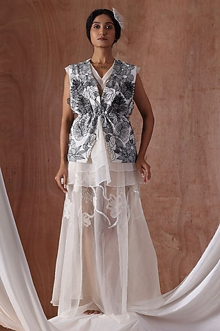 Ivory Organza Floral Embroidered Skirt Set by Kliitche by Isha Kedia