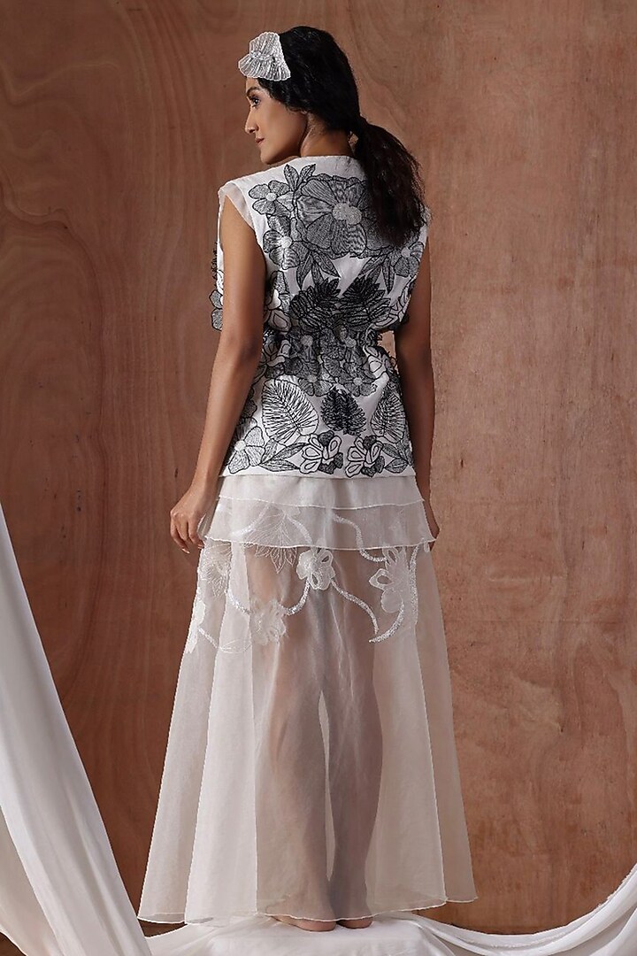 Ivory Organza Floral Embroidered Skirt Set by Kliitche by Isha Kedia at Pernia's Pop Up Shop