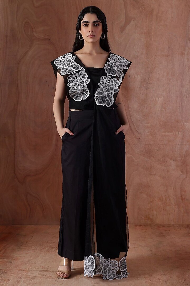 Black Organza Floral Embroidered Skirt Set by Kliitche by Isha Kedia at Pernia's Pop Up Shop