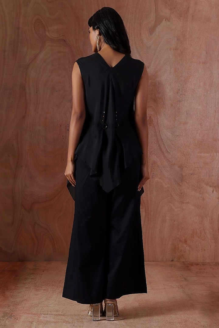 Black Crepe & Giza Cotton Co-Ord Set by Kliitche by Isha Kedia at Pernia's Pop Up Shop
