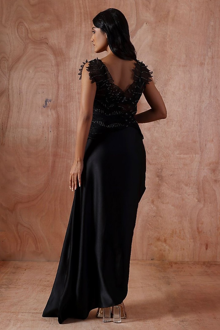 Black Organza Draped Skirt Set by Kliitche by Isha Kedia at Pernia's Pop Up Shop