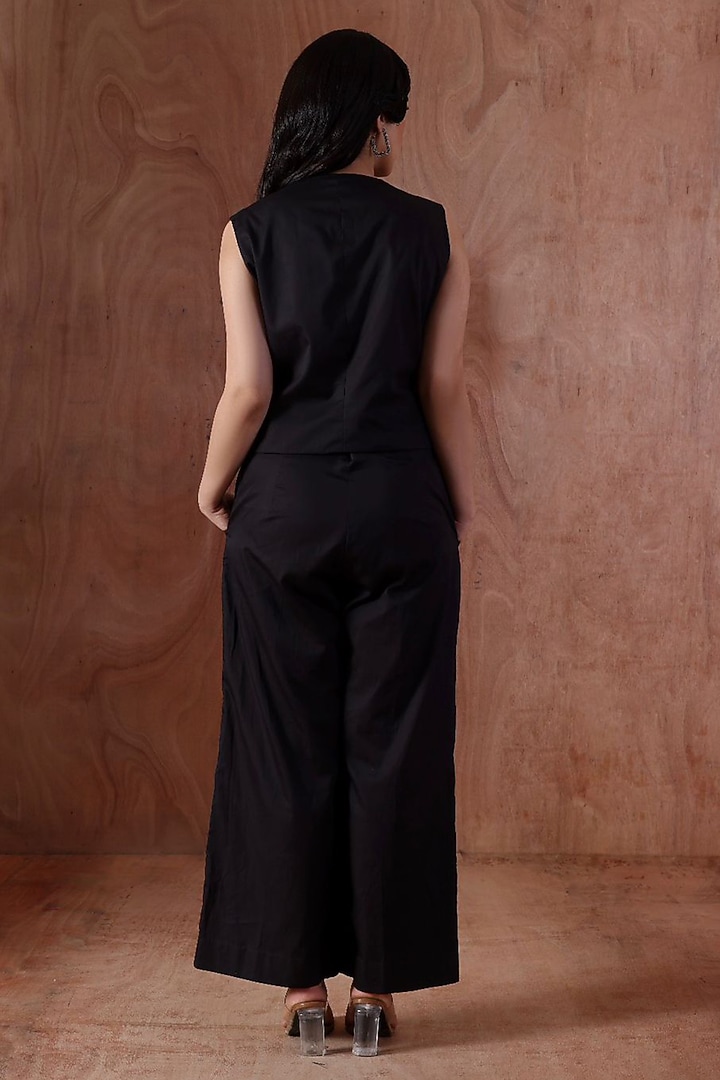 Black Cotton Co-Ord Set by Kliitche by Isha Kedia at Pernia's Pop Up Shop