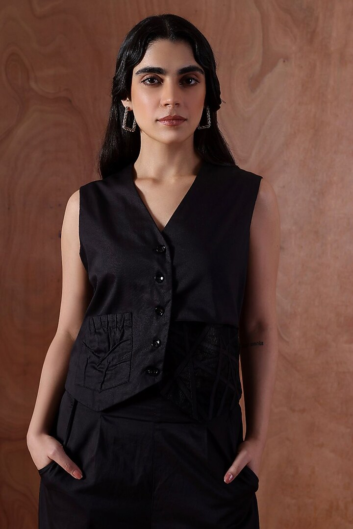 Black Cotton Co-Ord Set by Kliitche by Isha Kedia at Pernia's Pop Up Shop