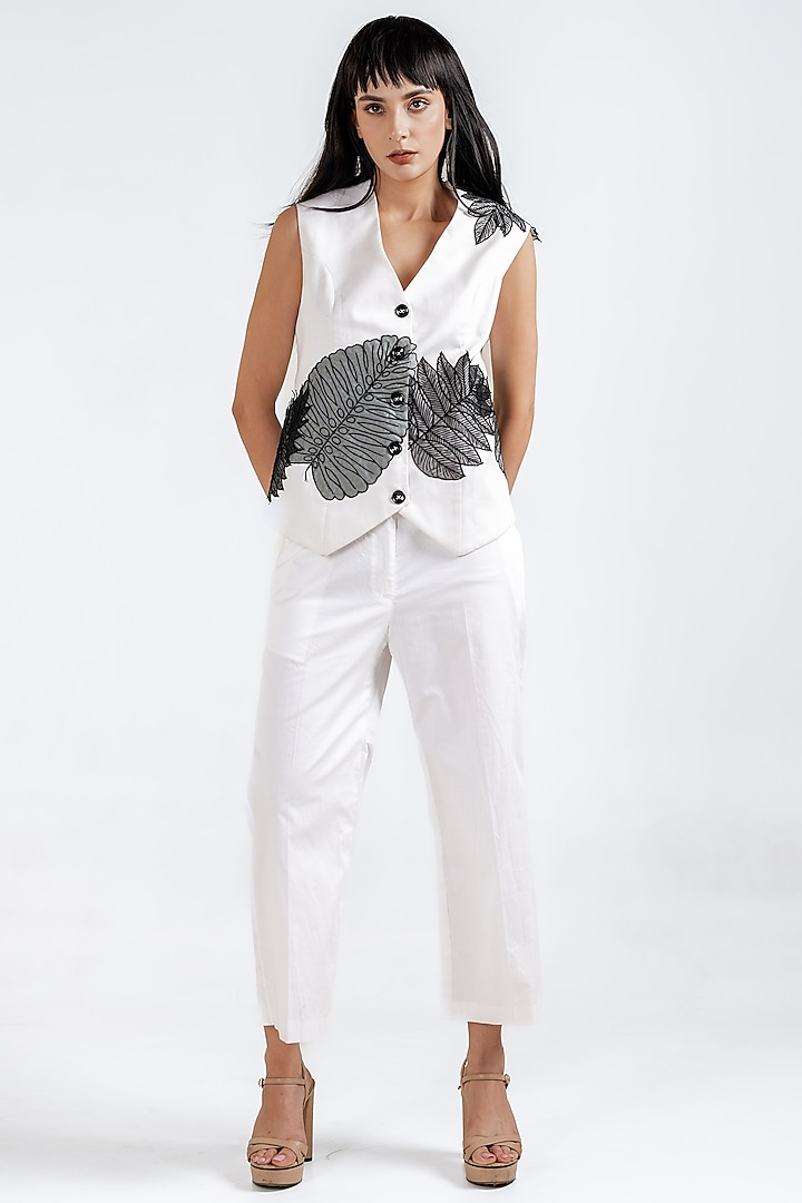 White Giza Cotton Embellished Co-Ord Set by KLITCHE at Pernia's Pop Up Shop