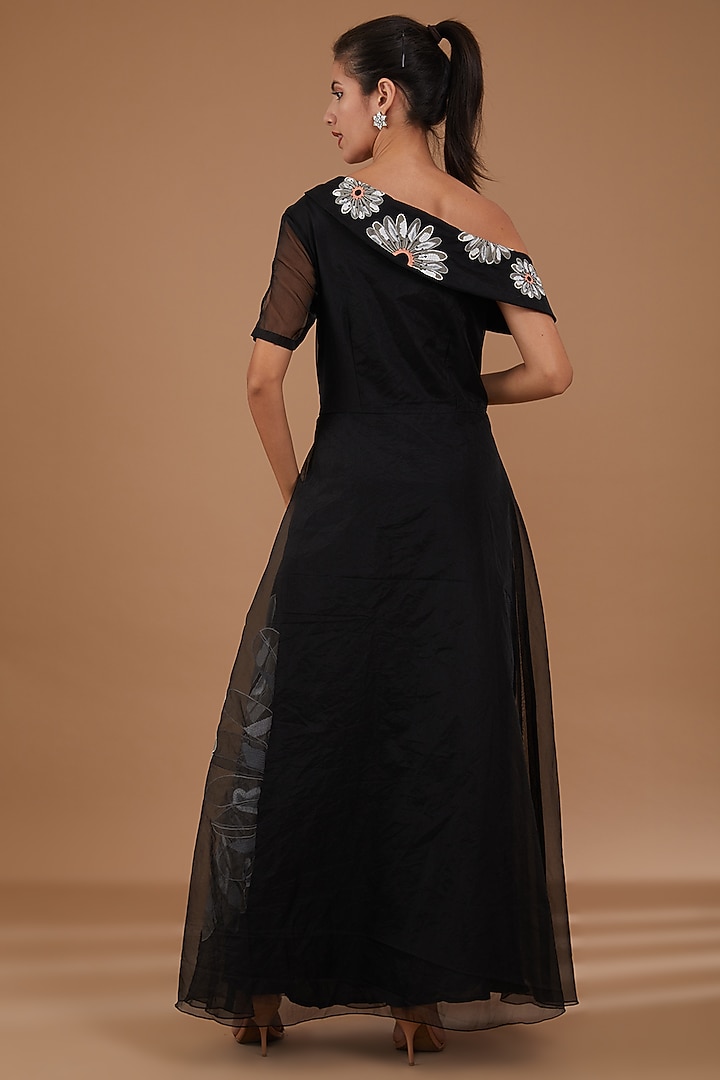 Black Organza Floral Embroidered Off-Shoulder Party Wear Gown by Kliitche by Isha Kedia at Pernia's Pop Up Shop