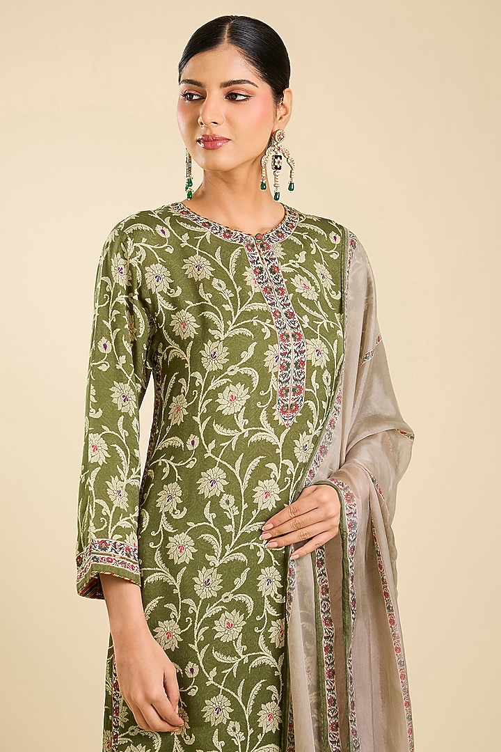 Green Viscose Rayon Kurta Set by Kalista at Pernia's Pop Up Shop