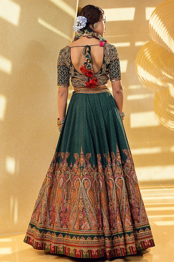 Mehjabeen Wedding Lehenga Set by Kalista at Pernia's Pop Up Shop