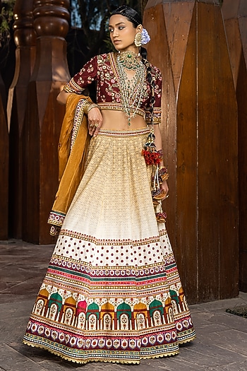 Nadira Begum Wedding Lehenga Set by Kalista at Pernia's Pop Up Shop