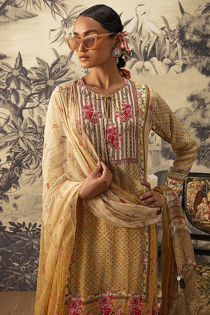 Mustard Straight Kurta Set by Kalista at Pernia's Pop Up Shop