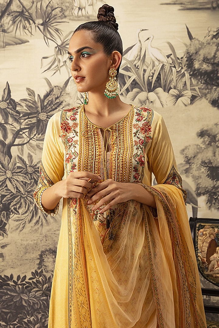 Yellow & Beige Straight Kurta Set by Kalista at Pernia's Pop Up Shop