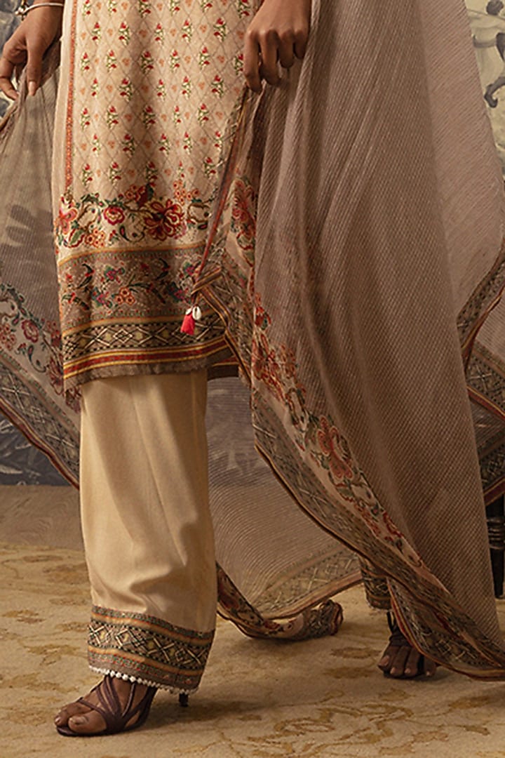 Beige Straight Kurta Set by Kalista at Pernia's Pop Up Shop