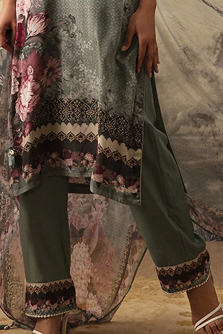Sage Green Straight Kurta Set by Kalista at Pernia's Pop Up Shop