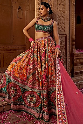 Designer Lehengas - Buy Bridal & Wedding Lehengas for Women Online 2024