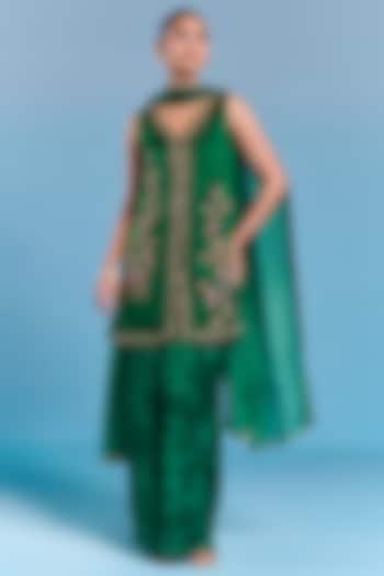 Emerald Green Viscose Satin Sequins Embroidered Kurta Set by Kalista at Pernia's Pop Up Shop