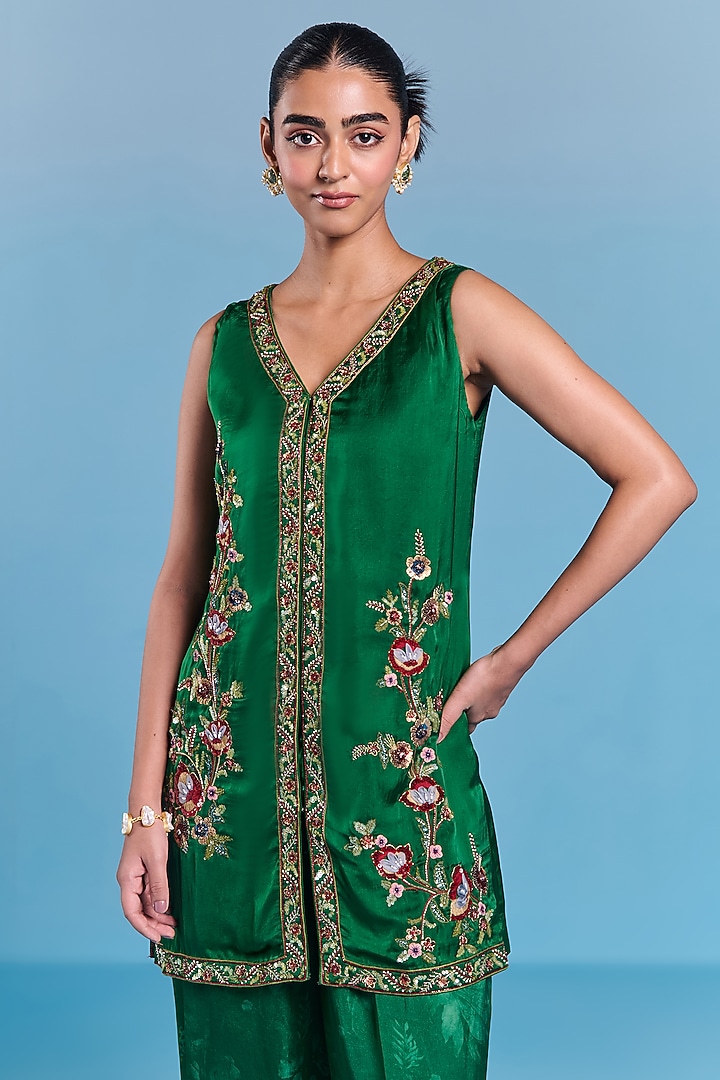 Emerald Green Viscose Satin Sequins Embroidered Kurta Set by Kalista at Pernia's Pop Up Shop