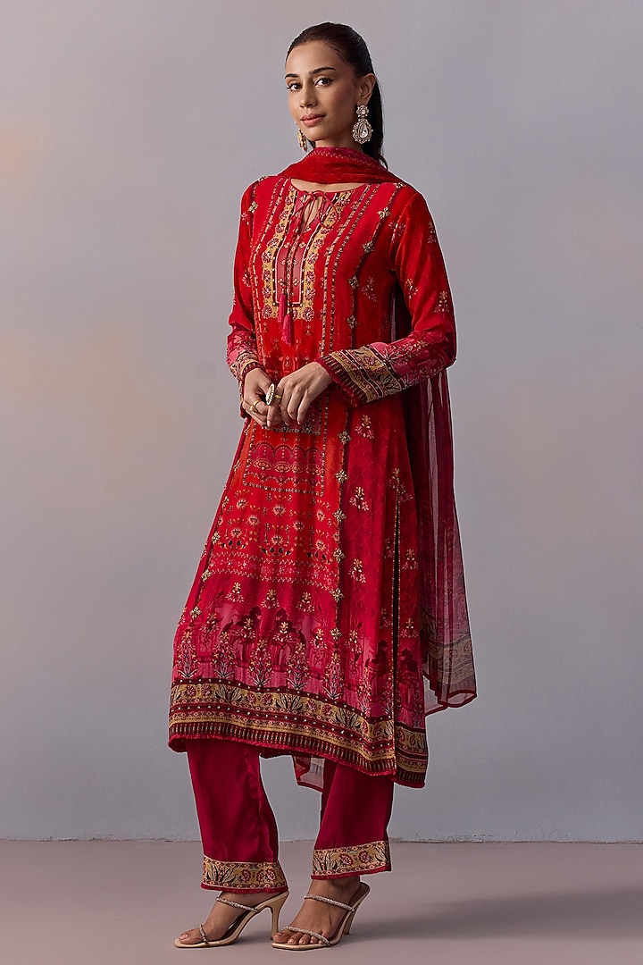 Red Viscose Crepe Printed & Embroidered Straight Kurta Set by Kalista at Pernia's Pop Up Shop