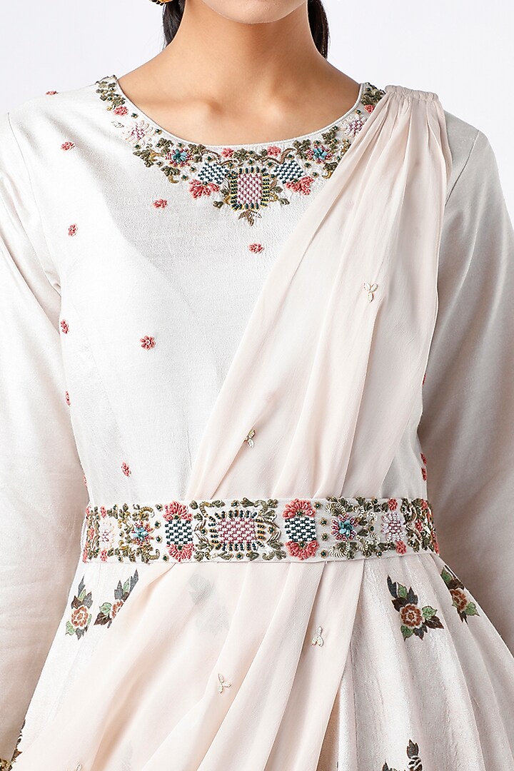 White Floral Embroidered Engagement Gown With Draped Dupatta by Kalista at Pernia's Pop Up Shop