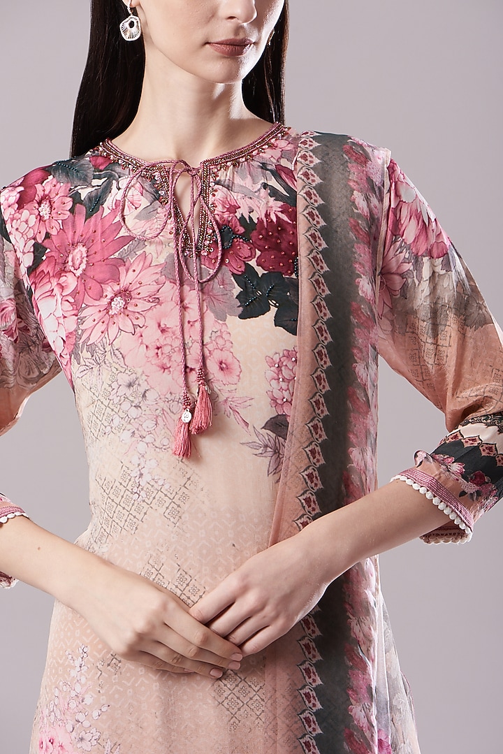 Peach Floral Printed Kurta Set by Kalista at Pernia's Pop Up Shop