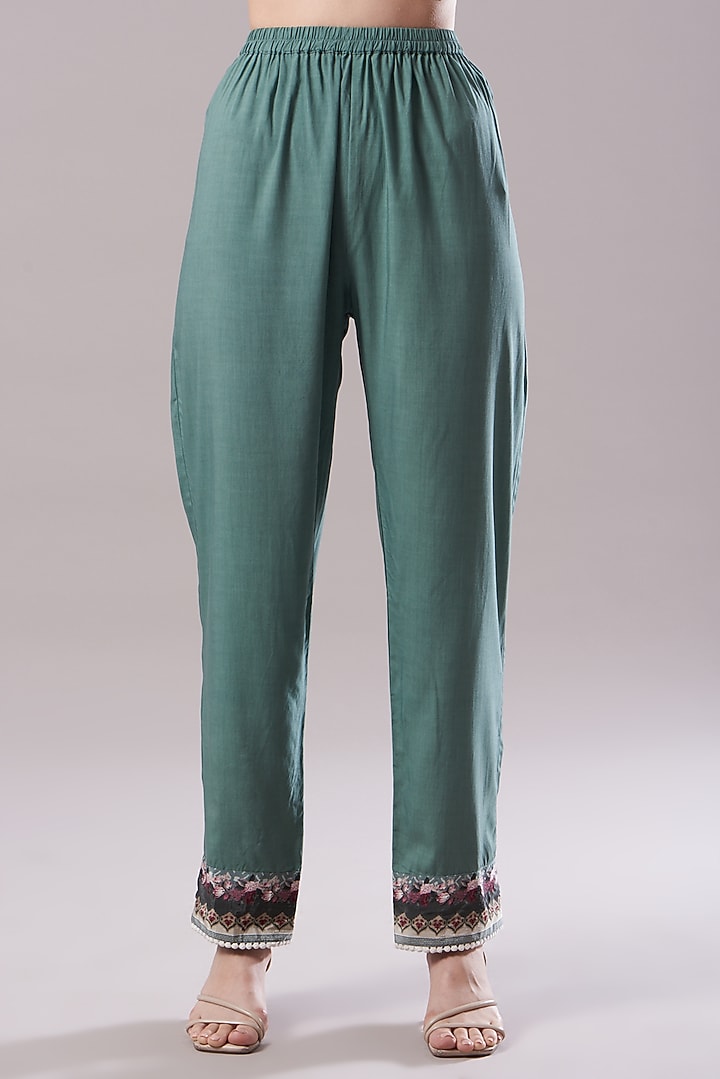 Hedge Green Printed Kurta Set by Kalista at Pernia's Pop Up Shop
