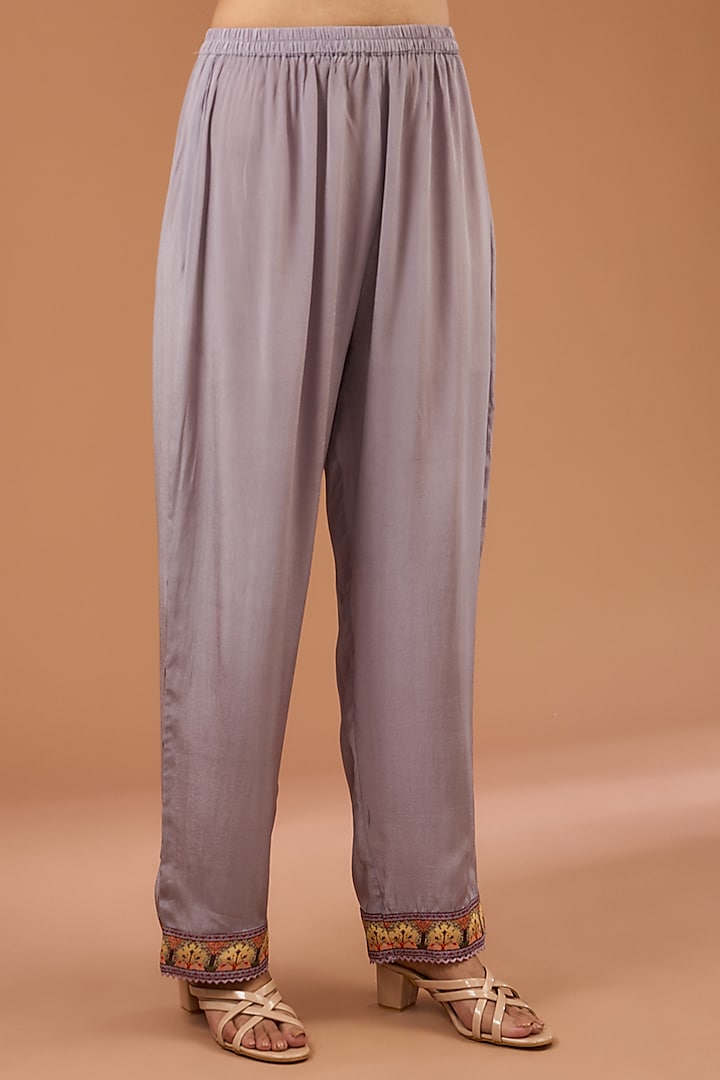 Lilac Viscose Crepe Printed & Embroidered Straight Kurta Set by Kalista at Pernia's Pop Up Shop