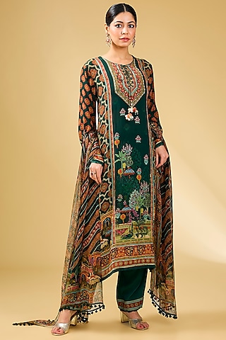 Green Viscose Crepe & Viscose Georgette Kurta Set by Kalista