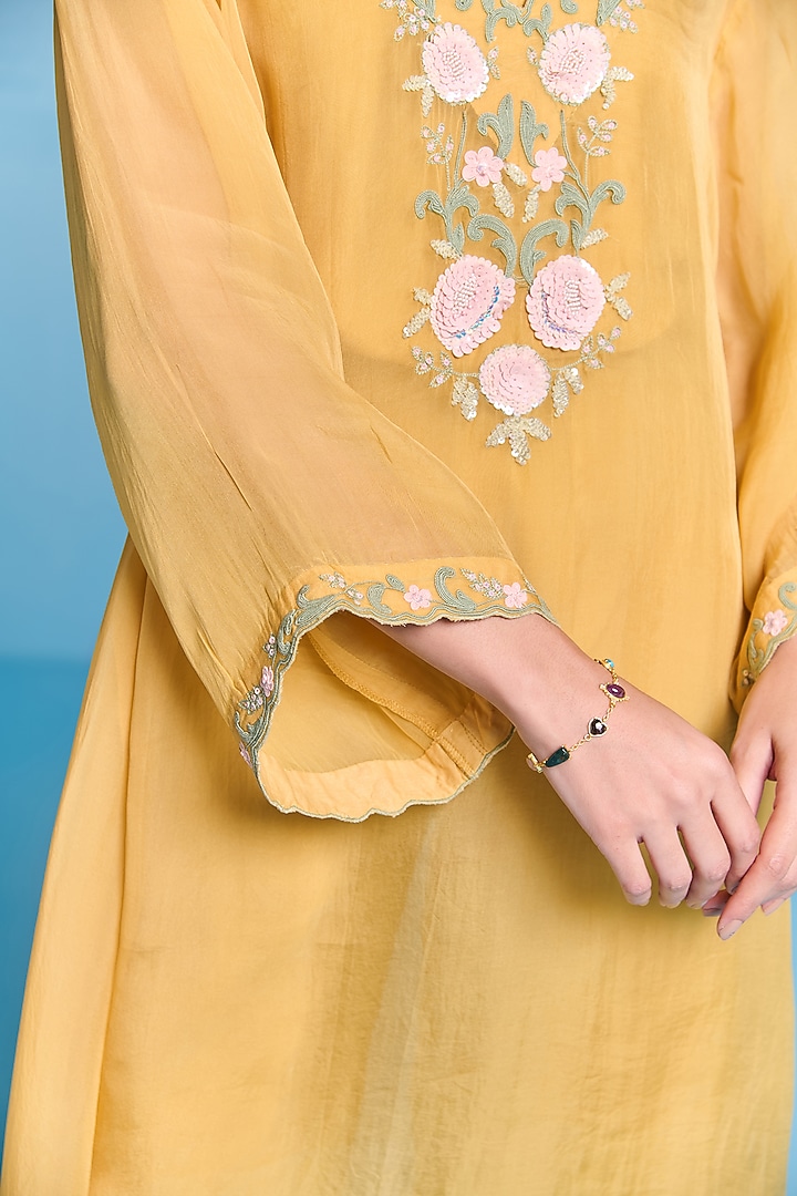 Amber Yellow Organza Floral Embroidered Kaftan Set by Kalista at Pernia's Pop Up Shop