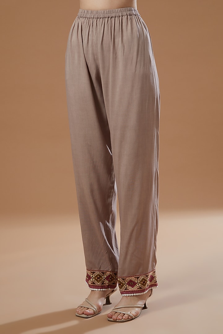 Peach Printed Kurta Set by Kalista at Pernia's Pop Up Shop