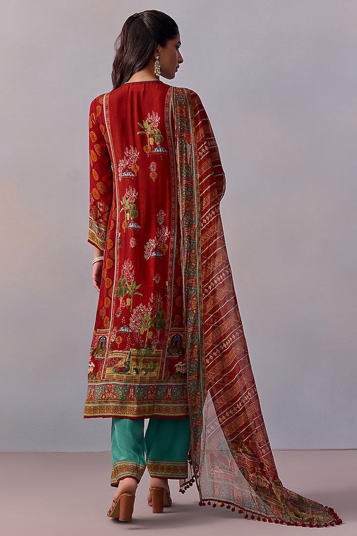 Red Viscose Crepe Printed & Embroidered Straight Kurta Set by Kalista at Pernia's Pop Up Shop
