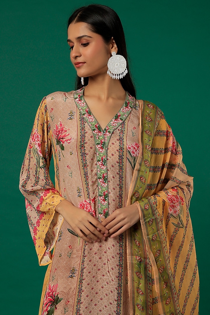 Blush Pink Printed Kurta Set by Kalista at Pernia's Pop Up Shop