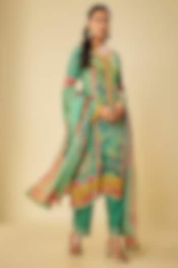 Green Crepe Hand Embroidered Kurta Set by Kalista at Pernia's Pop Up Shop