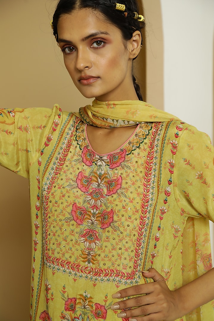 Butter Yellow Tropical Printed Kurta Set by Kalista at Pernia's Pop Up Shop