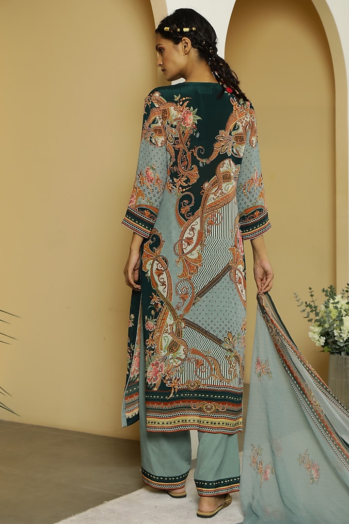 Hedge Green Paisley Printed Kurta Set by Kalista at Pernia's Pop Up Shop