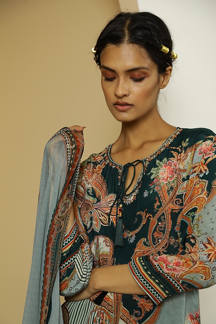 Hedge Green Paisley Printed Kurta Set by Kalista at Pernia's Pop Up Shop