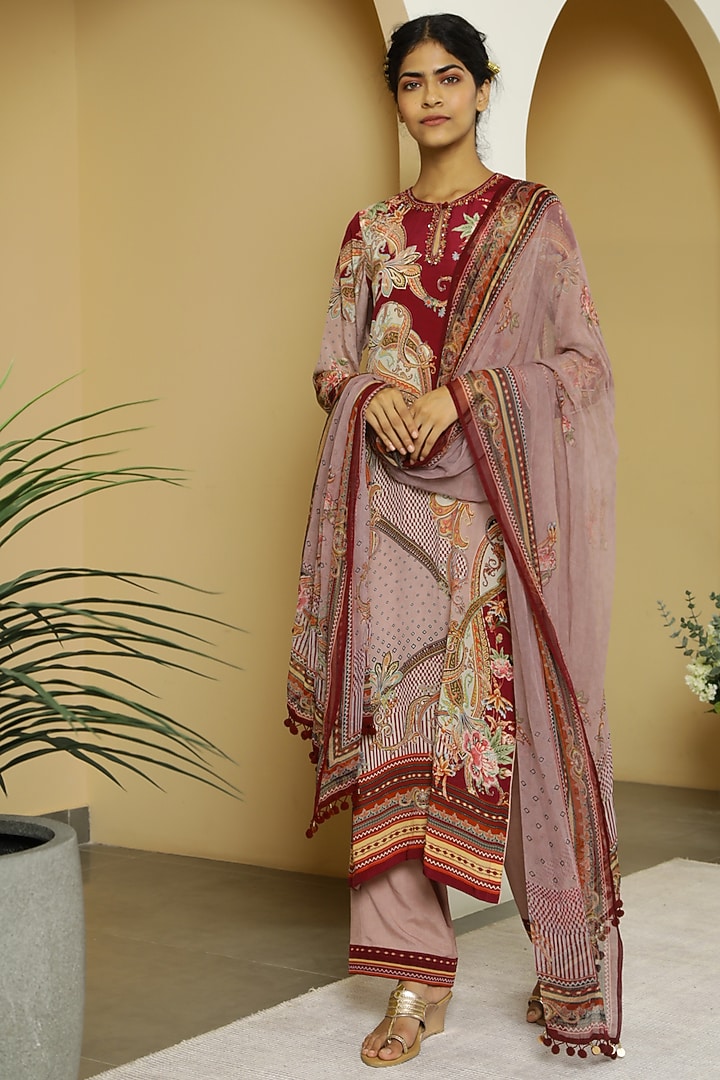Electric Lavender & Maroon Paisley Printed Kurta Set by Kalista at Pernia's Pop Up Shop
