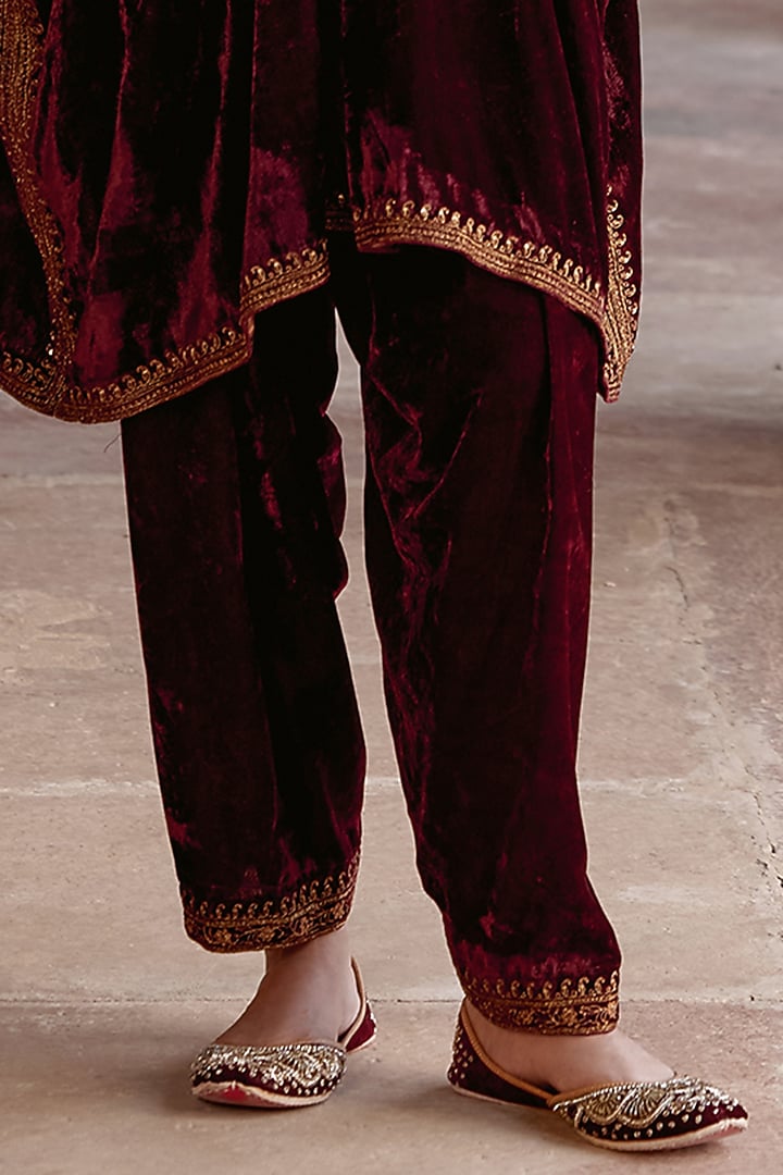 Maroon Silk Velvet Zari Embroidered Kaftan Set by Kalista at Pernia's Pop Up Shop
