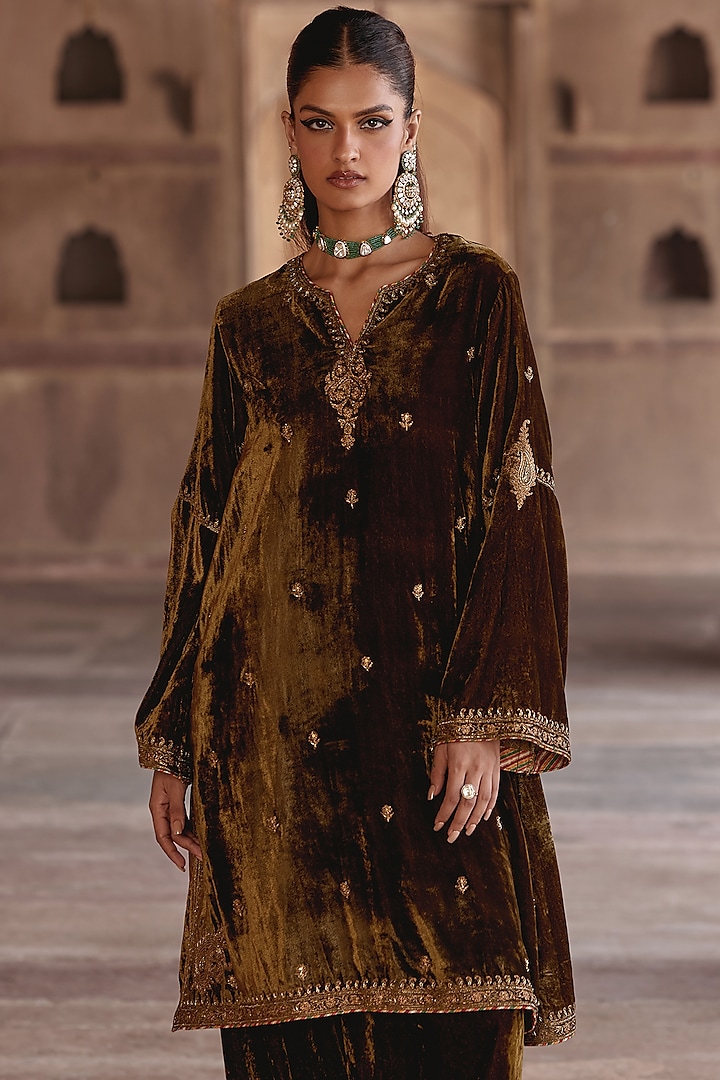 Bottle Green Silk Velvet Zari Embroidered Kaftan Set by Kalista at Pernia's Pop Up Shop