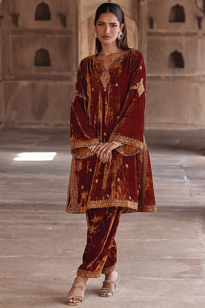 Golden Brown Silk Velvet Zari Embroidered Kaftan Set by Kalista at Pernia's Pop Up Shop