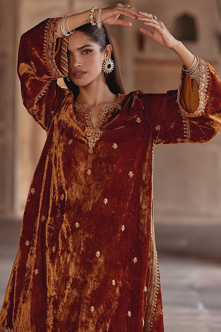 Golden Brown Silk Velvet Zari Embroidered Kaftan Set by Kalista at Pernia's Pop Up Shop