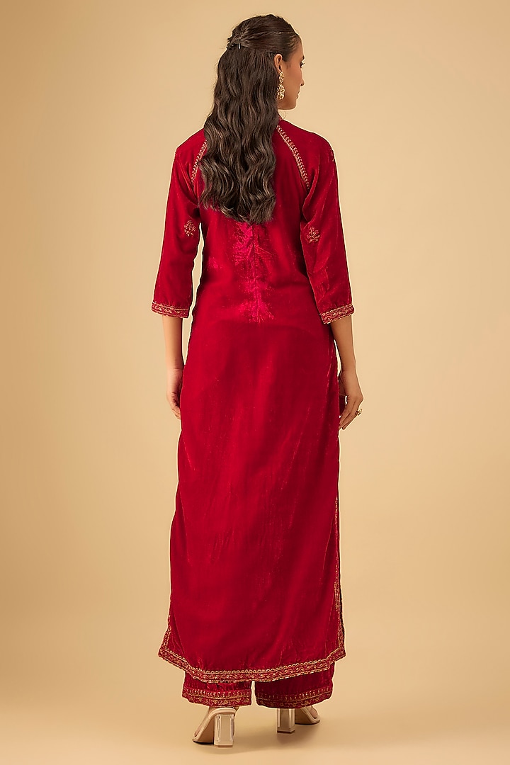 Red Silk Velvet Zari Hand Embroidered Kurta Set by Kalista at Pernia's Pop Up Shop
