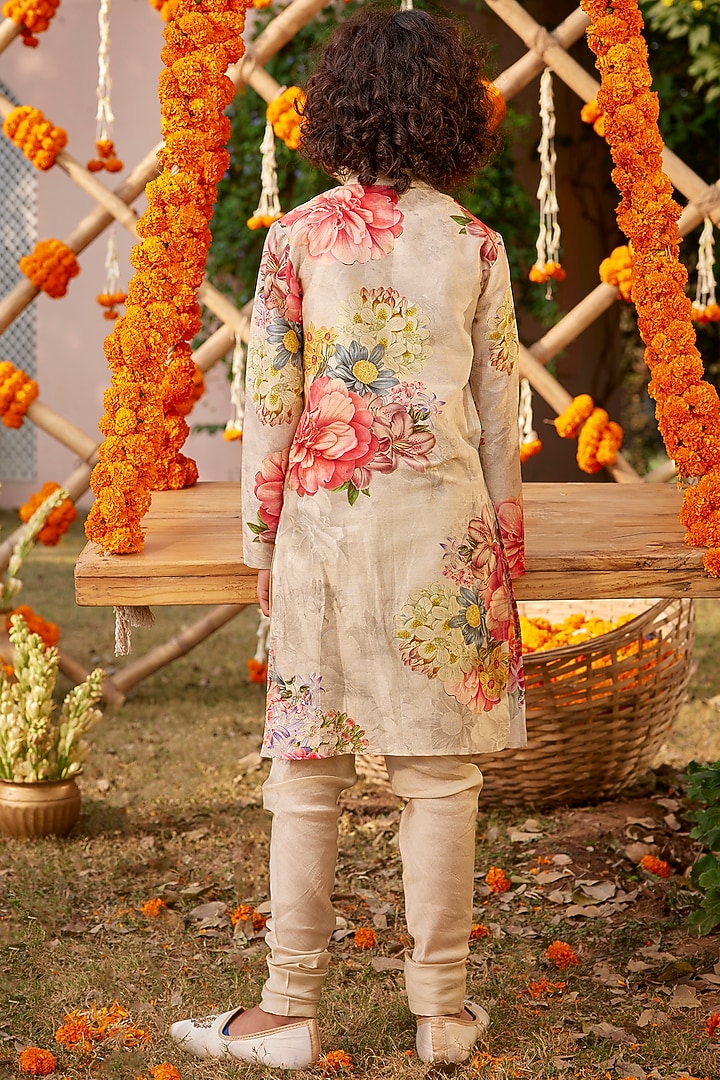 Beige Handwoven Chanderi Kurta Set For Boys by Kalista kids at Pernia's Pop Up Shop