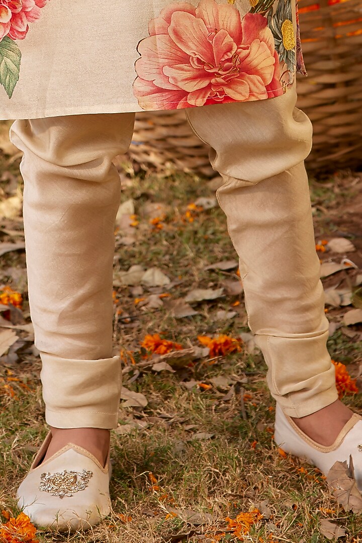 Beige Handwoven Chanderi Kurta Set For Boys by Kalista kids at Pernia's Pop Up Shop