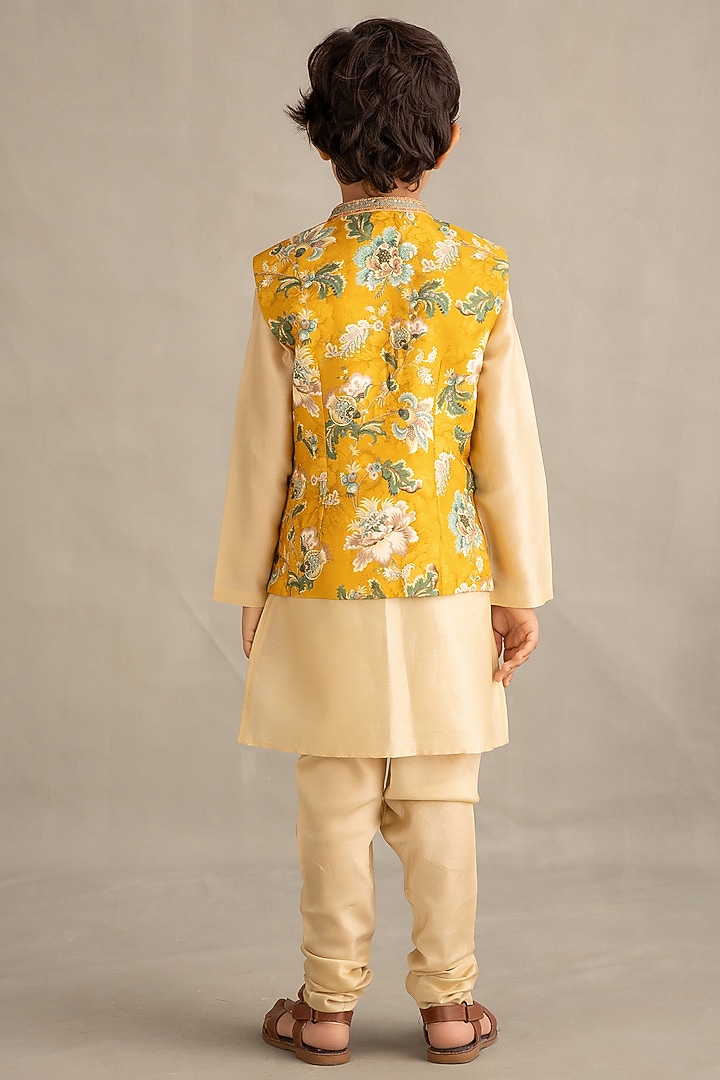 Amber Viscose Silk & Chanderi Floral Printed Bundi Set For Boys by Kalista kids at Pernia's Pop Up Shop