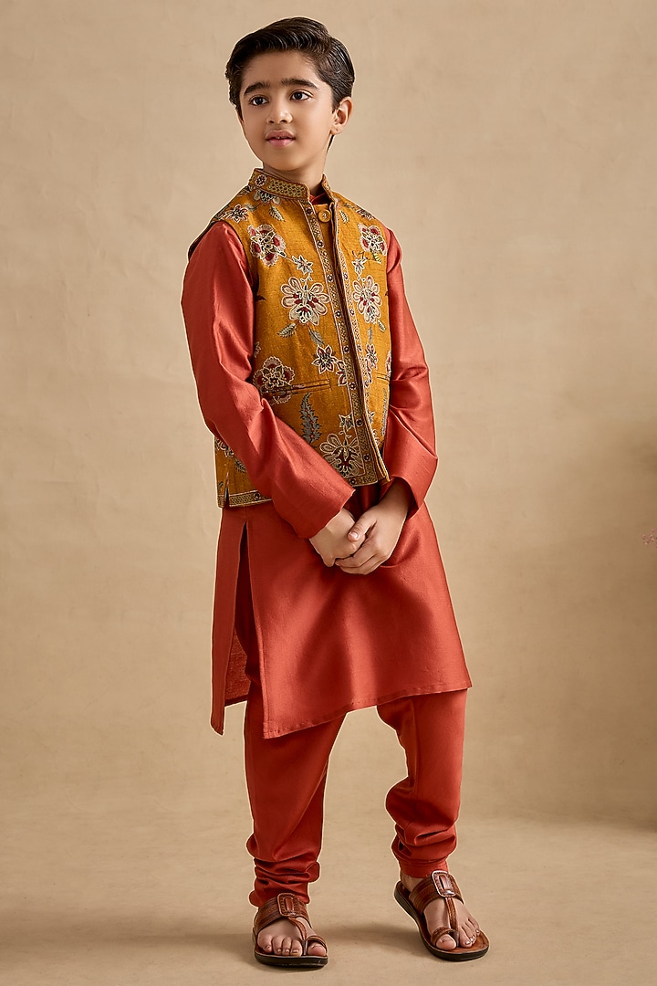 Amber Chanderi Floral Printed Bundi Jacket Set For Boys by Kalista kids at Pernia's Pop Up Shop